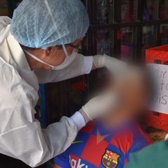 Tenderos sometidos a prueba de coronavirus