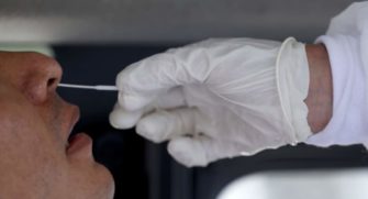 Coronavirus: más jóvenes están muriendo