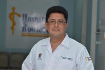 Director del hospital Roosevelt se cura de Covid-19
