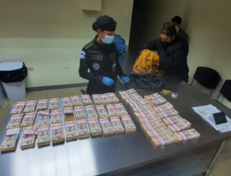 Mexicana es detenida preventivamente por intentar trasladar fuerte suma de dinero