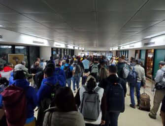 VIDEO | Viajeros reportan aglomeración en Aeropuerto La Aurora