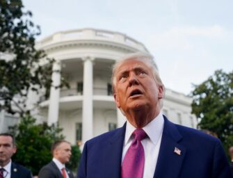 Donald Trump amenaza con aranceles del 50 % a países que suministren armas a Irán