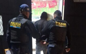 Capturan a presunto distribuidor de drogas durante allanamiento en Sumpango