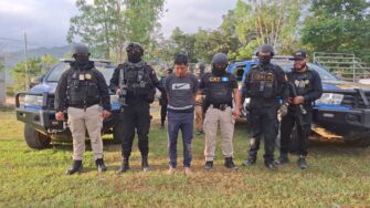 PNC captura en Baja Verapaz al extraditable número 33 requerido por EE. UU.