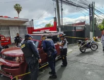 Ataque armado contra taxi en Mixco deja dos heridos en zona 7