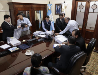 Arévalo recibe nómina de seis candidatos para fiscal general; designación se definirá antes del 17 de mayo