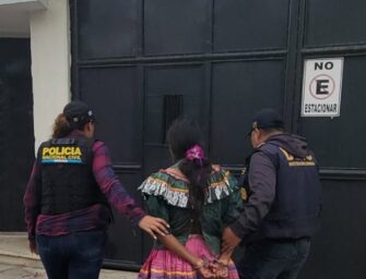 Capturan a mujer señalada de asesinar a dos hermanos y herir a su madre en Chiquimula