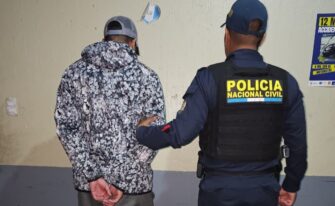 Capturan a hombre señalado de matar a un perro a balazos