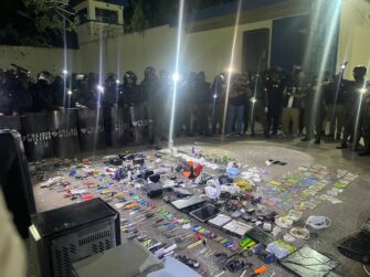 Hallan posible cocaína y metanfetamina durante requisa en Fraijanes II