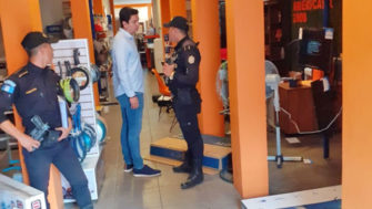 Saquean empresa de venta de electrodomésticos