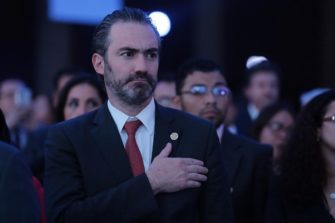 Declaran a exministro Acisclo Valladares en rebeldía