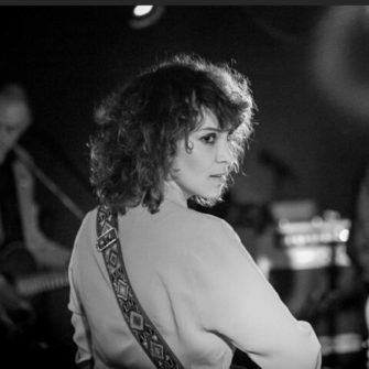 Gaby Moreno estrena canción «Yo me quedo en casa» en Facebook Live
