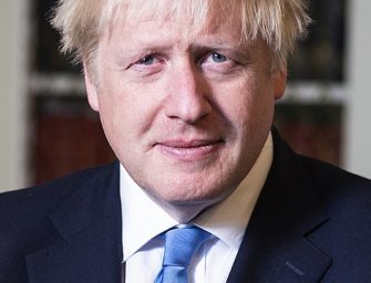 Primer ministro británico Boris Johnson da positivo por coronavirus