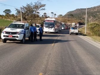 Detienen a migrantes cubanos y haitianos que cruzaban de manera ilegal hacia Esquipulas