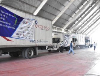 Industria farmacéutica dona equipo para enfermeros y médicos de Guatemala