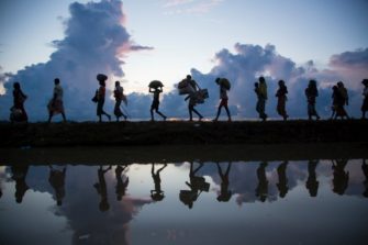 Migraciones, sociedades económicas generacionales