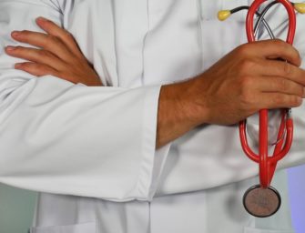 Hospital de Villa Nueva contratará a médicos y enfermeros