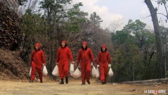 ¿Quiénes son las personas con máscaras de «La casa de papel» que entregan víveres a los más necesitados en Guatemala?