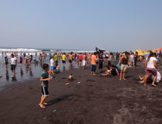Semana Santa: Sin playa, procesiones y reuniones familiares