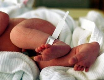 Trillizos recién nacidos dan positivo a Covid-19 y por esta razón desconcierta a Salud