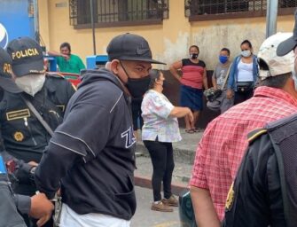 PLANEABAN ASESINAR A TRES PERSONAS