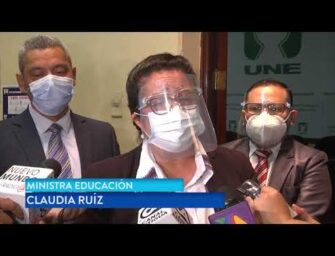 Q18 mil millones esperan que apruebe el Congreso para educación