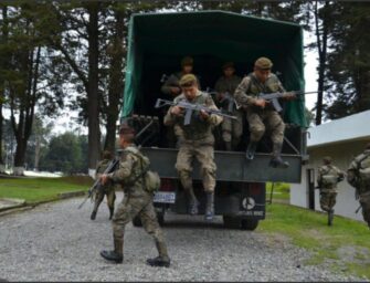 Militares accidentados transportaban ayuda humanitaria