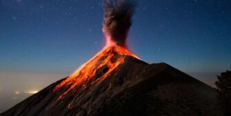 Video muestra actividad del volcán de Fuego