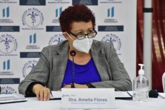 Ministra Flores no ha renunciado según declaraciones del Ejecutivo