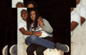 ¿De dónde son los esposos que pierden la vida en accidente en moto?