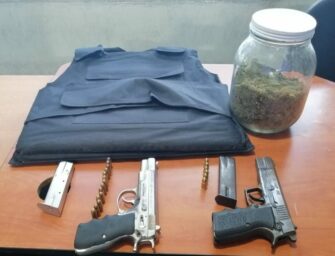 Mareros tenían armas y chalecos antibalas