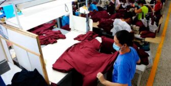 La propuesta que pretende subir significativamente el salario mínimo en 2021