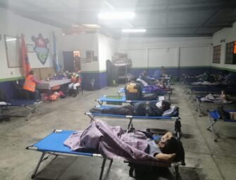 CONRED brinda ayuda a personas en condiciones de calle por condiciones climáticas