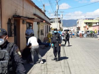 Dos mujeres son asesinadas a balazos en zona peligrosa de Xela