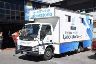 Causan daños en unidad móvil de pruebas de coronavirus