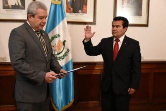 Exministro de Jimmy Morales se presenta a tribunales luego de estar prófugo