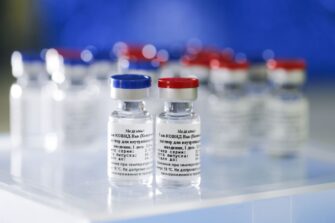 Enviarán más vacunas Pfizer y AstraZeneca a Guatemala por medio de Covax