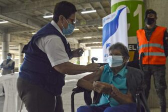 Más de 200 mil personas se han vacunado en Guatemala