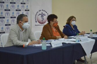 Positividad de pruebas aumenta un 10 % en Guatemala