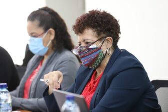 La ministra Amelia Flores anuncia donación de vacunas de México y pelea por Sputnik V