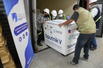 Ingresan 50 mil dosis más de la vacuna Sputnik V