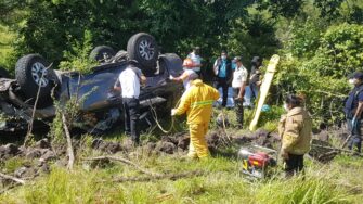 Accidente deja a jefe edil de Quesada en estado delicado y a un fallecido