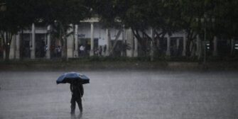 Prevén más lluvias en Guatemala debido a una onda del este