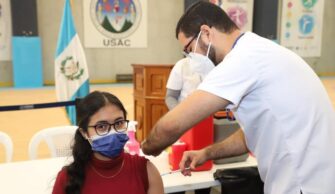 Guatemala llega al millón de personas con esquema completo de vacunación