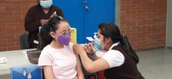 Anuncian posible vacunación para niños de 6 a 11 años