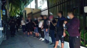 Transportaban migrantes de Uzbekistán