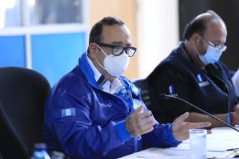 Giammattei anuncia medidas para tener «una feliz Navidad»