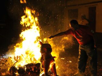 La quema del diablo | Una tradición guatemalteca