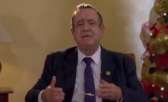 Giammattei garantiza que el 2022 traerá prosperidad