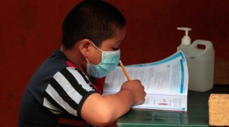 ¿Cuándo inicia el año escolar 2022 en el sector público?